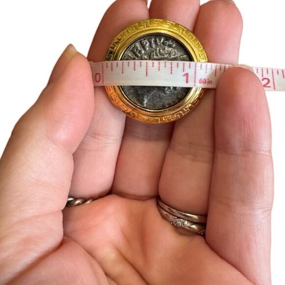 Vintage Premier Designs Gold Toned Roman Coin Clip Ons - Picture 9 of 13